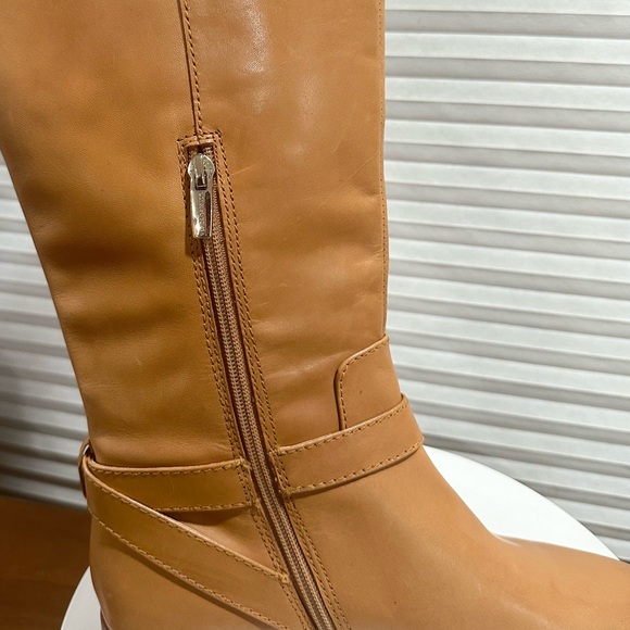 🌸VINCE CAMUTO🌸 Ovarlym Riding Boot Brown Size: 7.5M - Picture 9 of 14